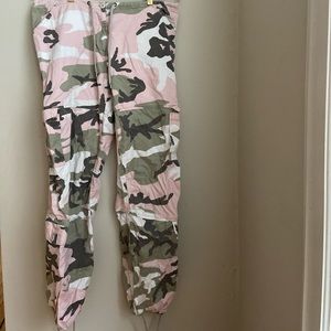 Zumiez pink and green camo pants